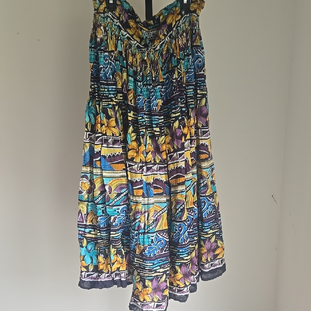 Vintage 90's 100% Cotton Floral Maxi Skirt Size:Medium Can Fit An XL